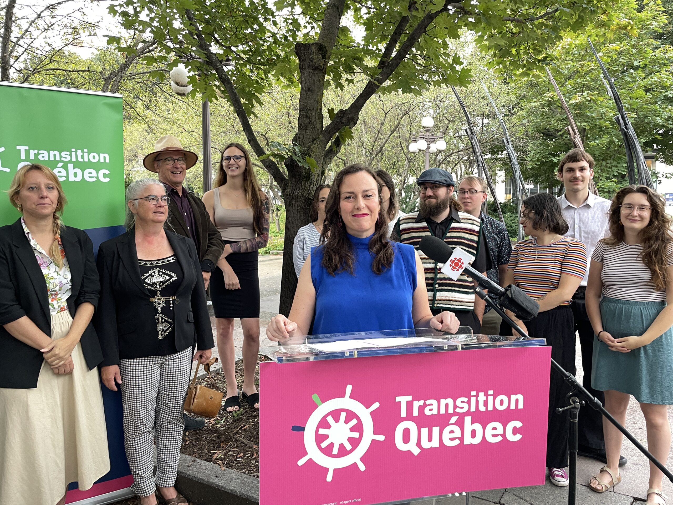 Jackie Smith présente une équipe complète et déterminée pour faire avancer la ville aux élections municipales de 2025